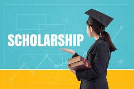 federal government -offers scholarships- to talented students